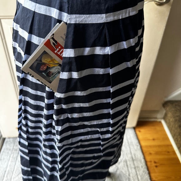 Talbots Knee Length Dress Navy Blue with Light Gray Stripes. Size 4. NWOT. - Picture 13 of 14